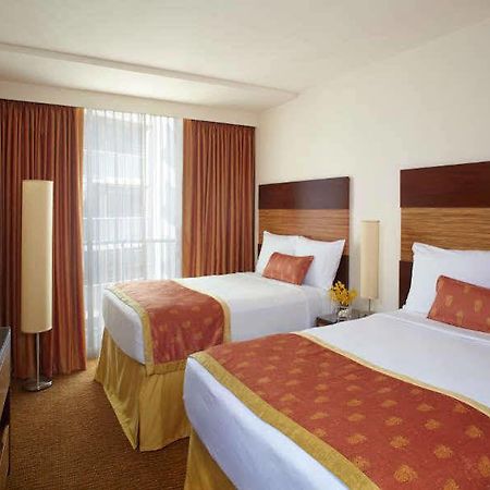 Hotel Orchid Kochi Exterior foto